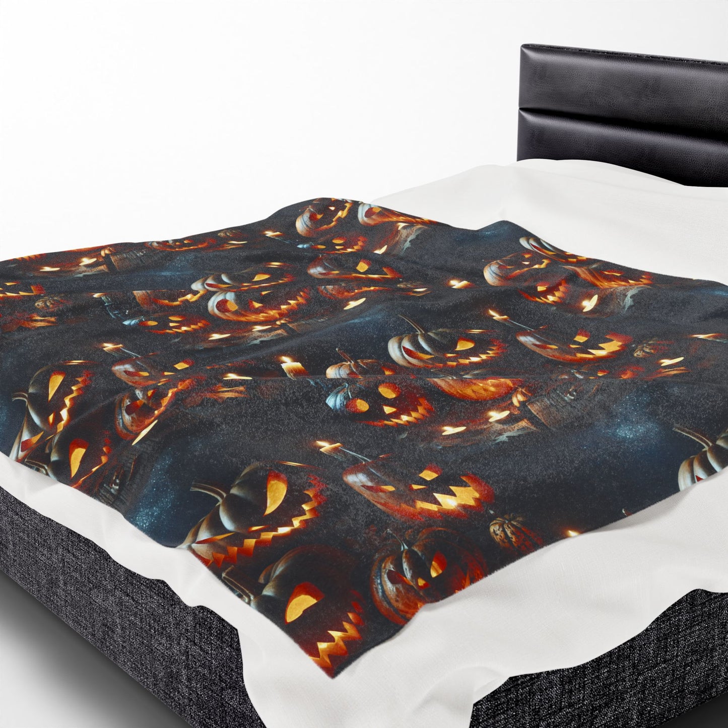 HALLOWEEN Velveteen Plush Blanket