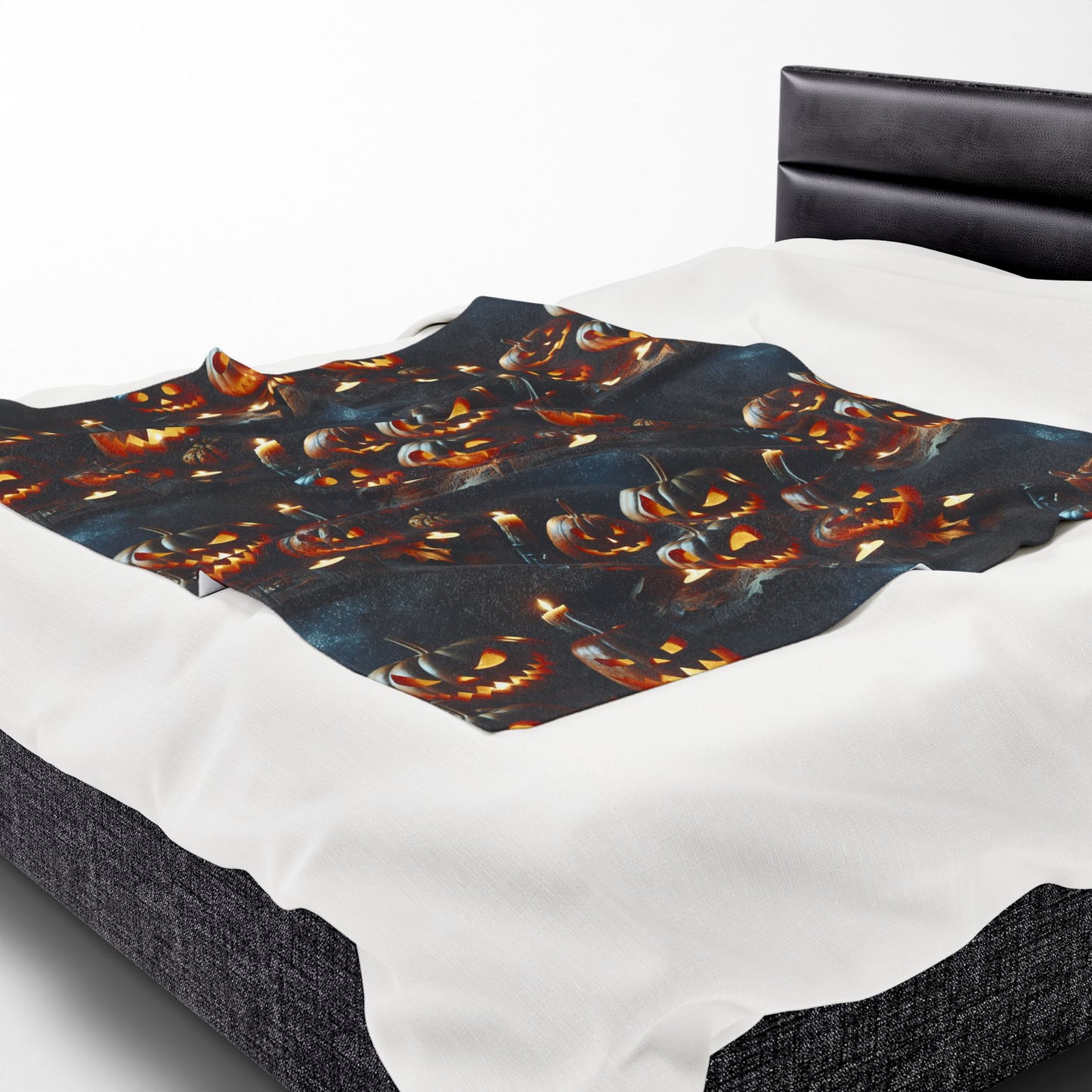 HALLOWEEN Velveteen Plush Blanket