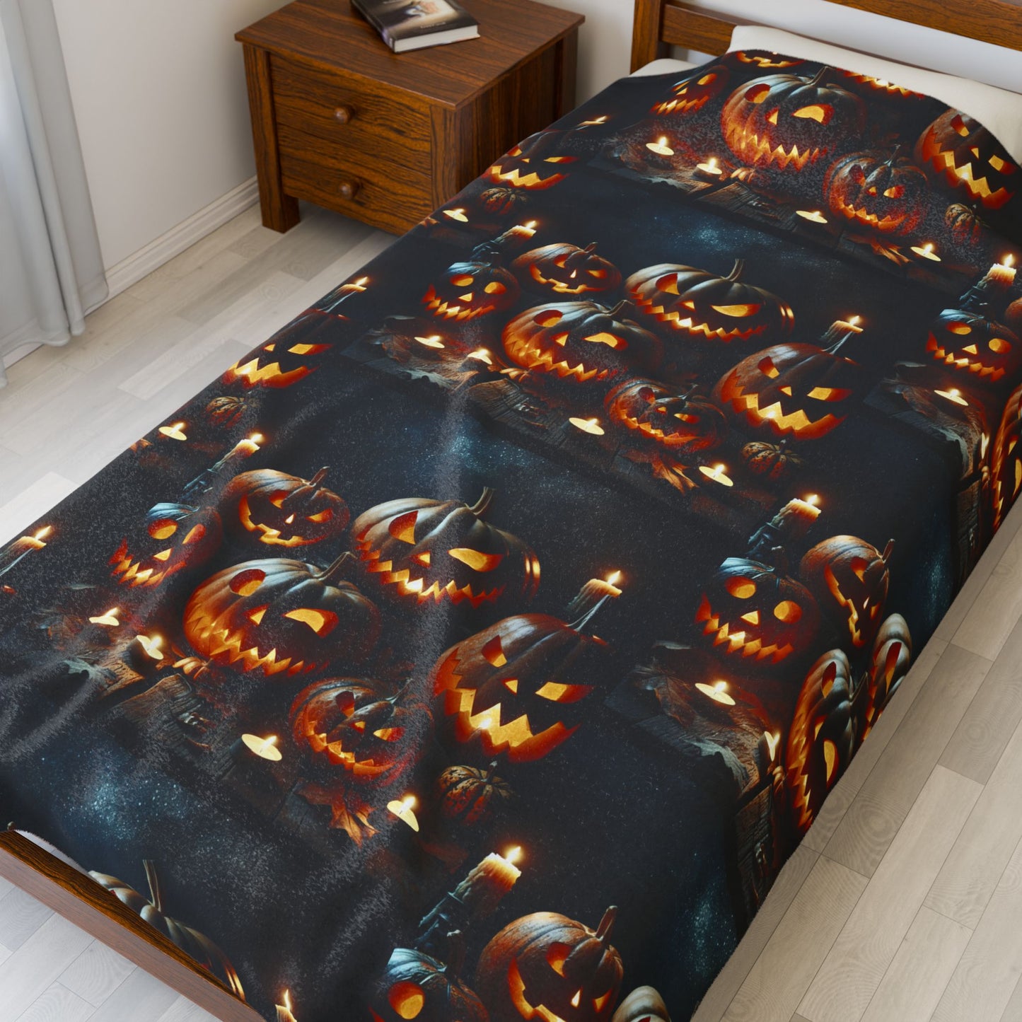 HALLOWEEN Velveteen Plush Blanket