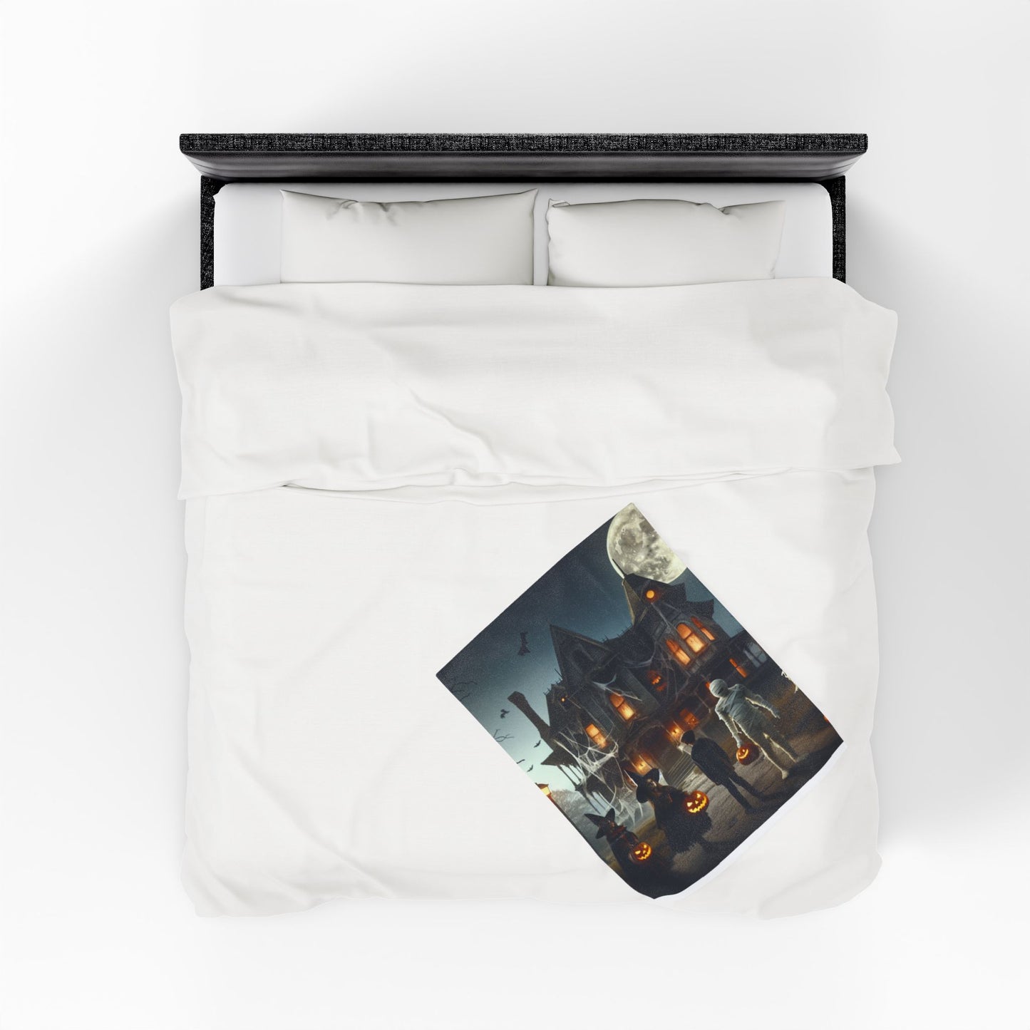 HALLOWEEN Velveteen Plush Blanket