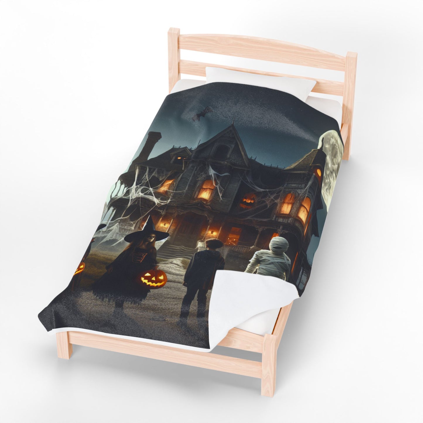 HALLOWEEN Velveteen Plush Blanket